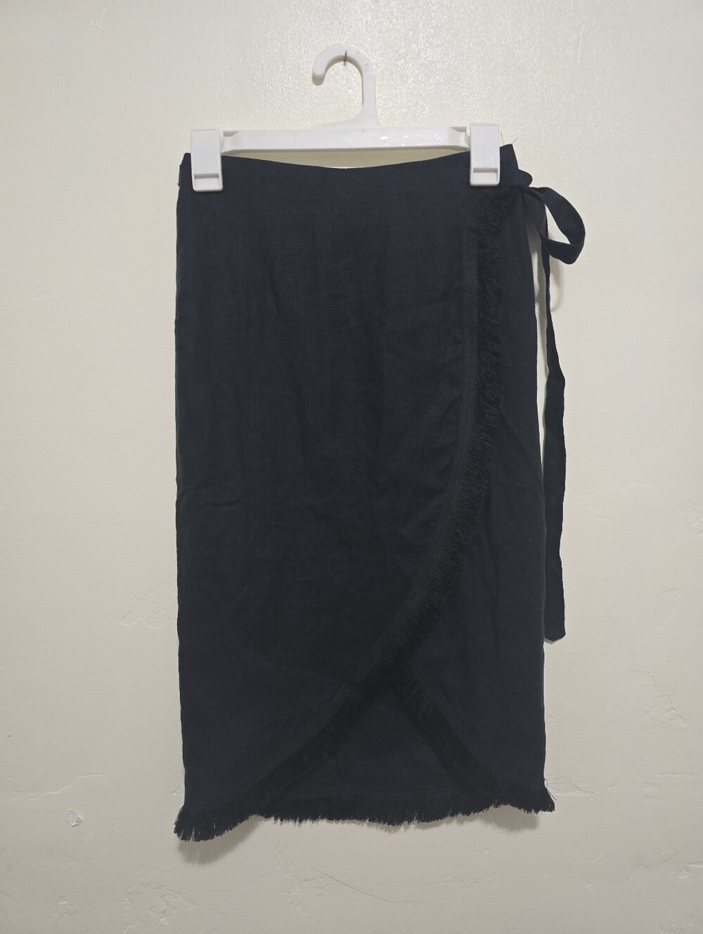 Reformation Fringe Trim Accent Knee-Length Wrap Skirt Black Size XS